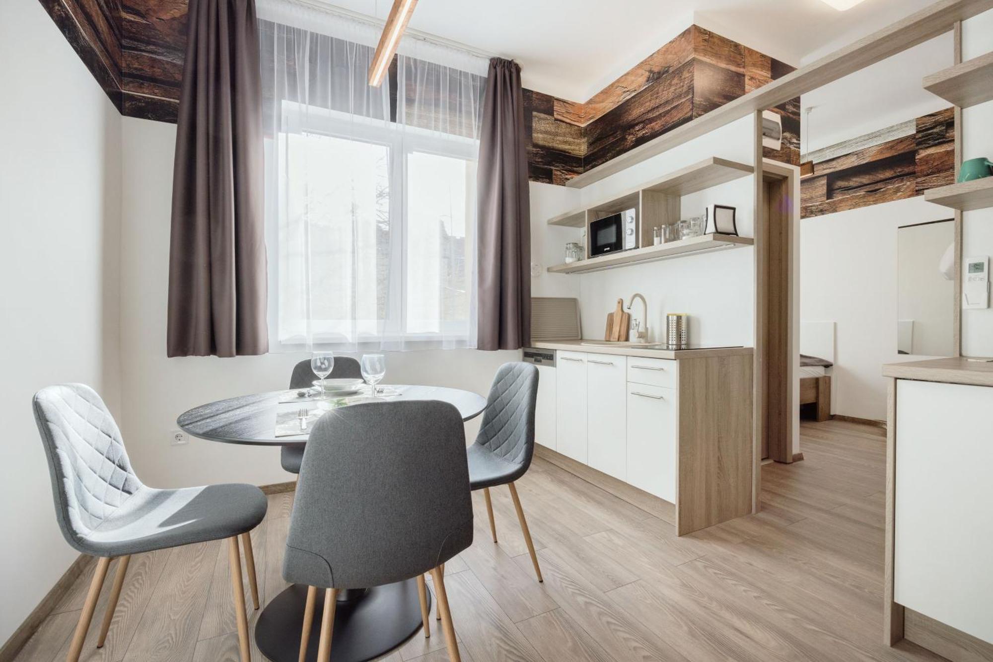 Elemental Retreats - Wood & Water Apartamento Budapest