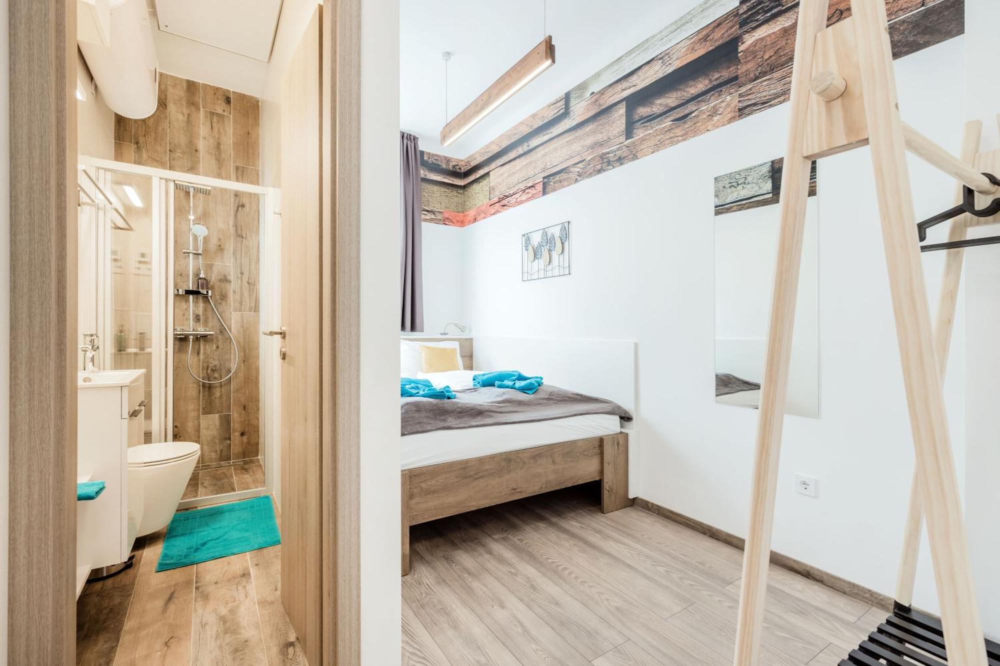 Elemental Retreats - Wood & Water Apartamento Budapest